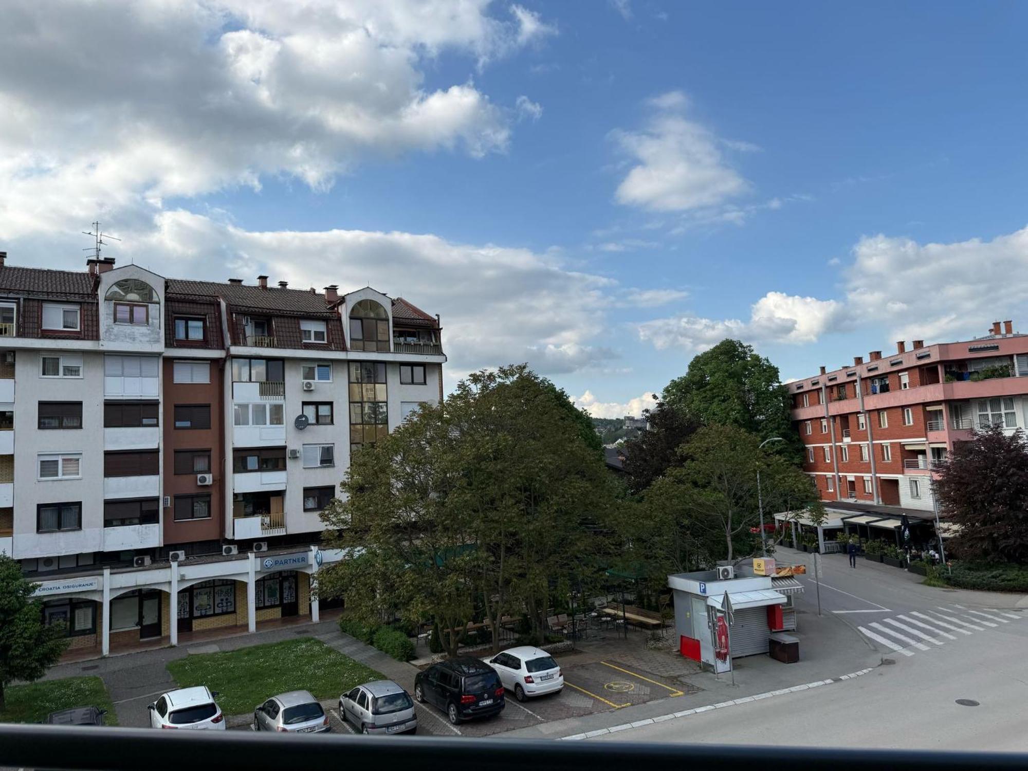 Lnb Lux Apartment Doboj Room photo